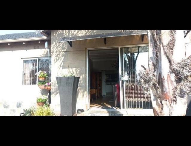 3 BEDROOM PROPERTY TO RENT IN HURLYVALE